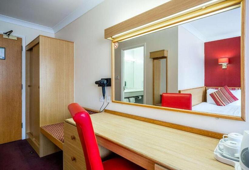 اتاق استاندارد, Comfort Inn Arundel
