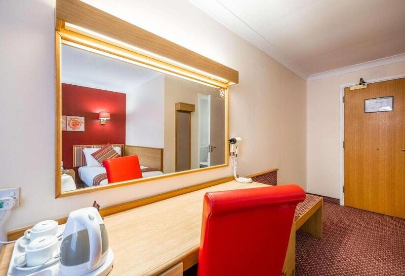 اتاق استاندارد سه نفره, Comfort Inn Arundel