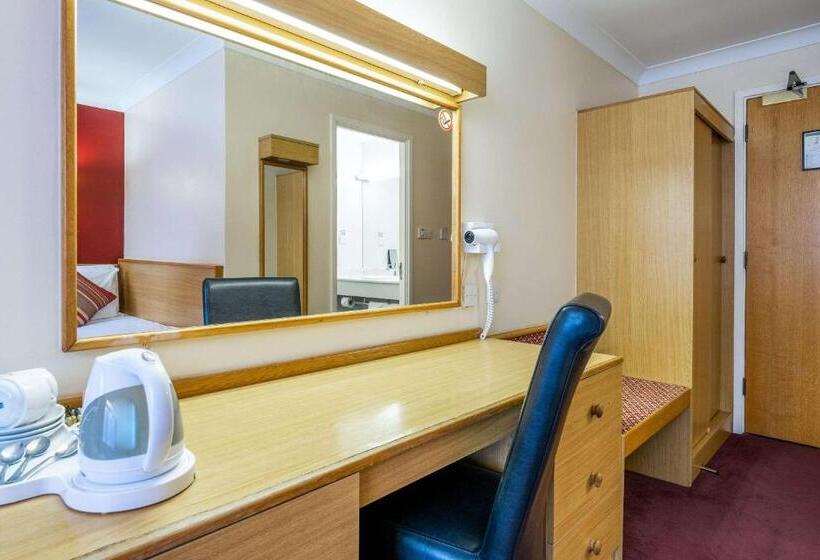 اتاق استاندارد سه نفره, Comfort Inn Arundel