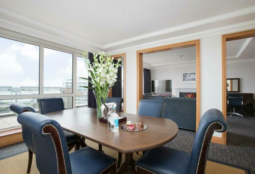 سوئیت پرزیدنت, Leonardo Royal Southampton Grand Harbour