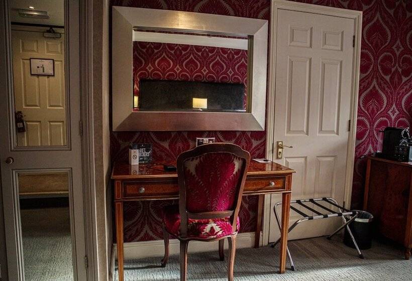 Номер Deluxe Кровать Кинг, Langshott Manor   Luxury Hotel Gatwick