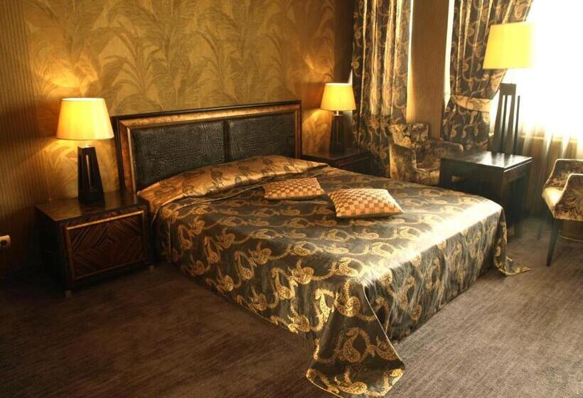 اتاق لوکس, Bononia