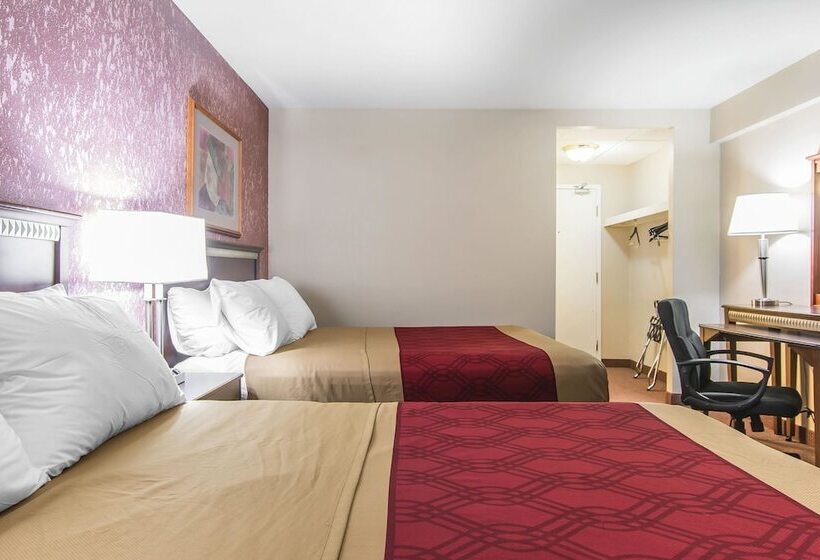 带2个双人床的标准工作室, Econo Lodge