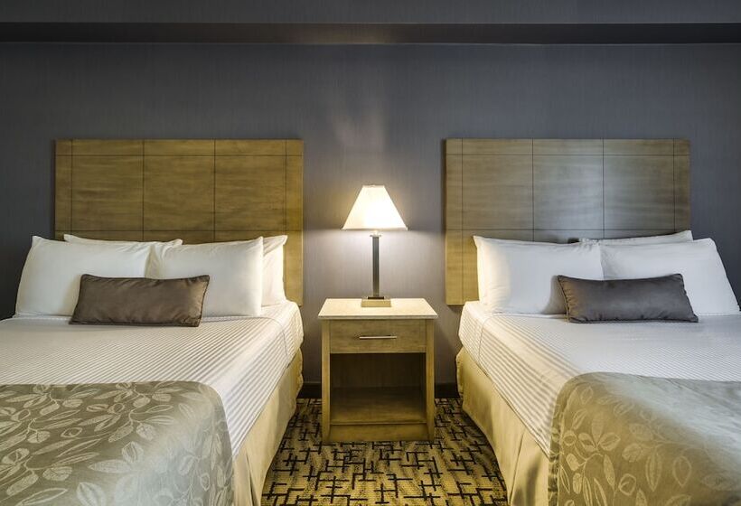 Номер Стандарт, Monte Carlo Inn Oakville Suites