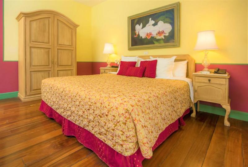سوییت, Casa Turire