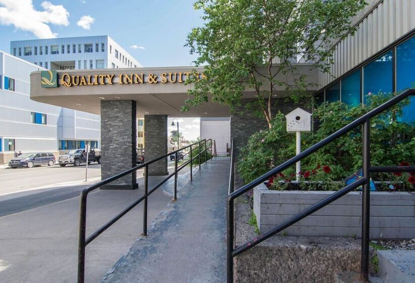 ２ダブルベッドのスタンダードルーム, Quality Inn & Suites Yellowknife