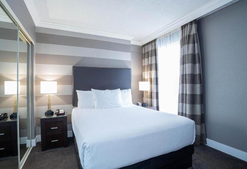 סוויטה, Sandman Signature Mississauga