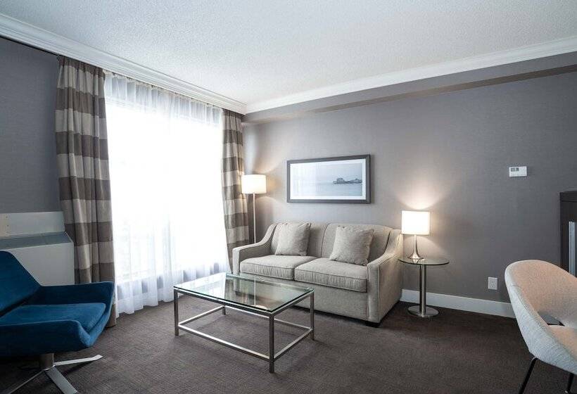 סוויטה אקזקיוטיב, Sandman Signature Mississauga