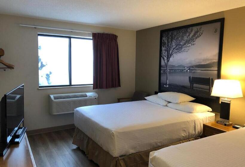 标准间, Super 8 By Wyndham Salmon Arm