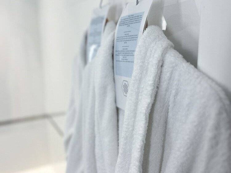 Полулюкс, 7hotel&spa