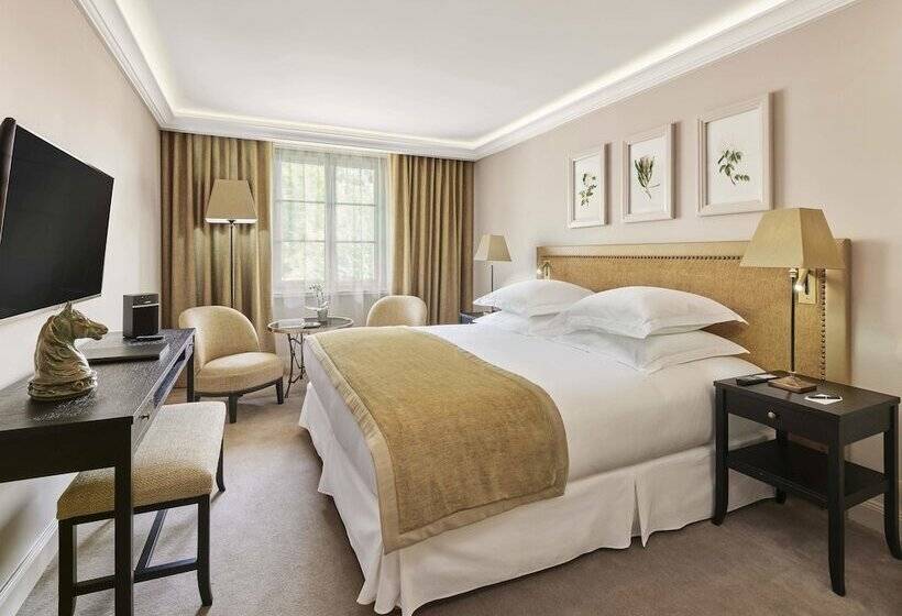 Классический Номер, Chateau Saintjean, Relais & Chateaux