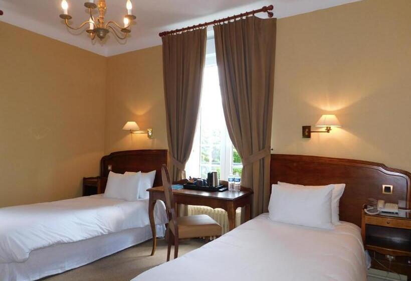 اتاق کلاسیک, Hôtel Restaurant De La Poste & Du Lion D Or