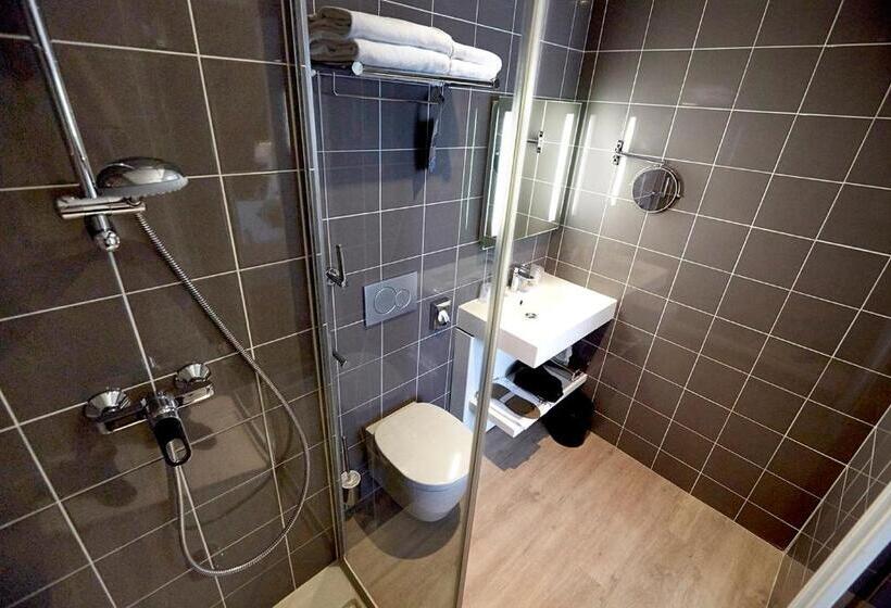 Номер Стандарт Индивидуальный, Kyriad Hotel Brest