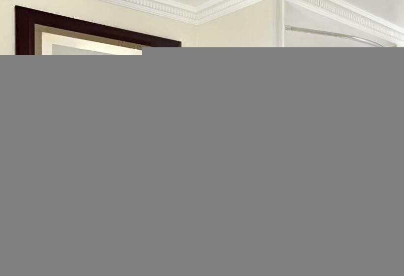سوئیت جونیور با چشم‌انداز, The Westin Parisvendome