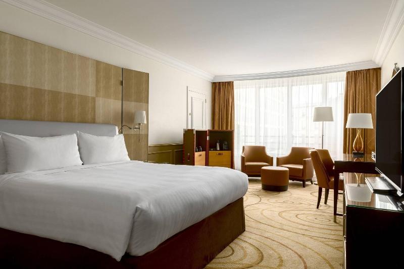 اتاق سوپریور با تخت بزرگ, Paris Marriott Champs Elysees