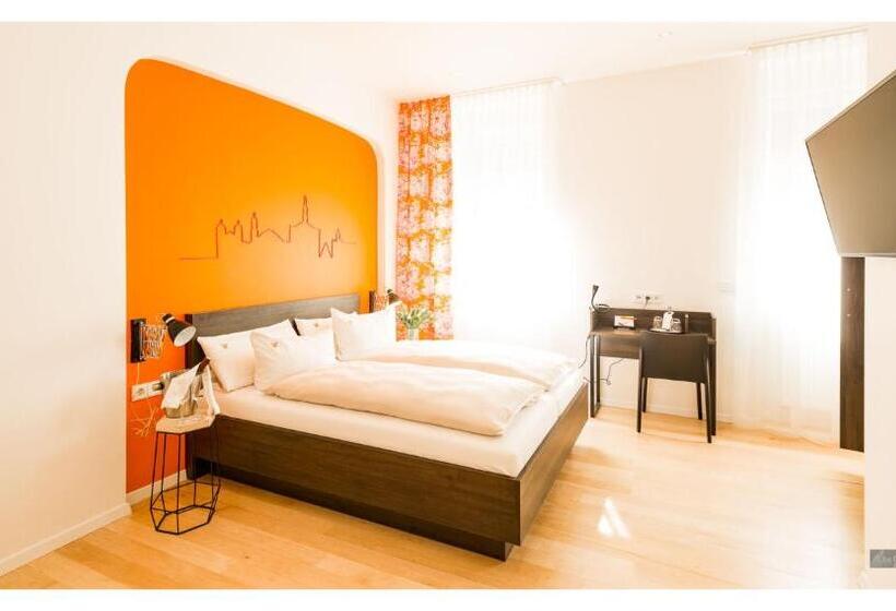 스탠다드 스튜디오, Sevendays Hotel Karlsruhe