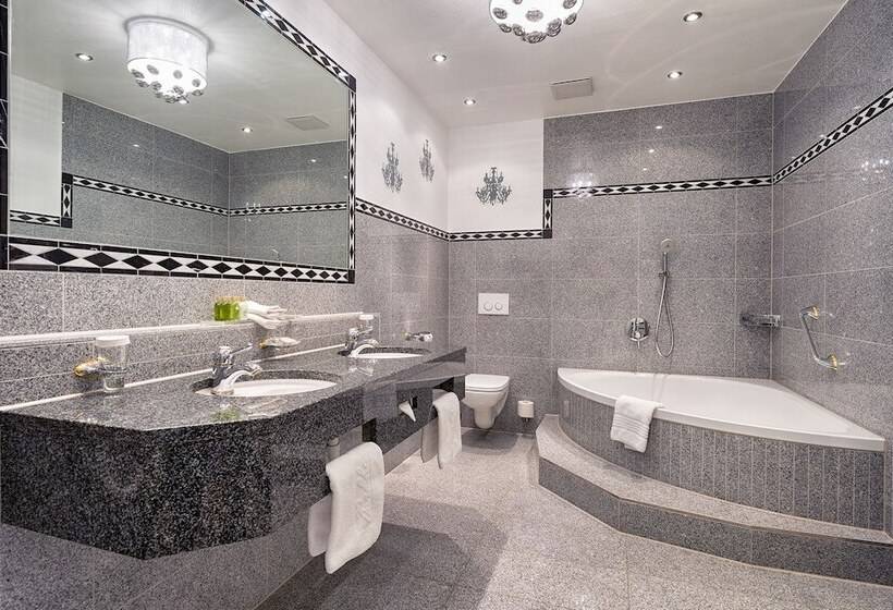 总统套房, Parkhotel Adler