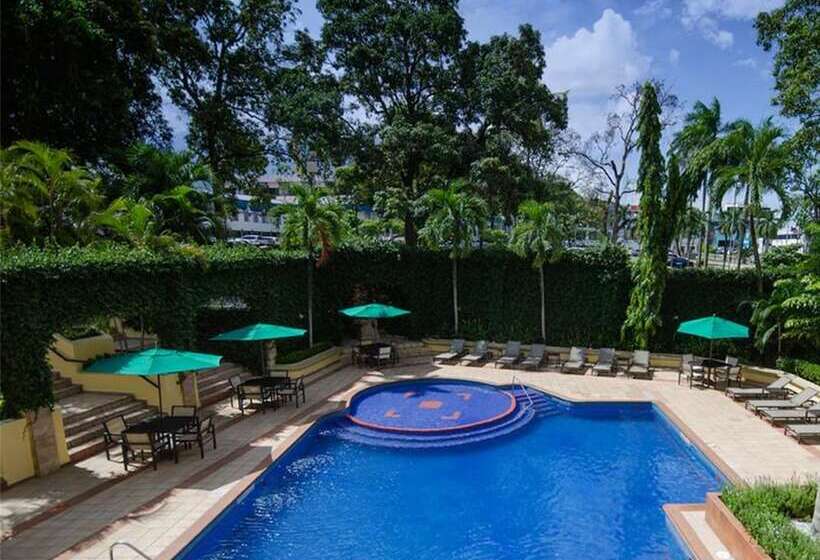 エクゼクティブルーム, Hilton Princess San Pedro Sula