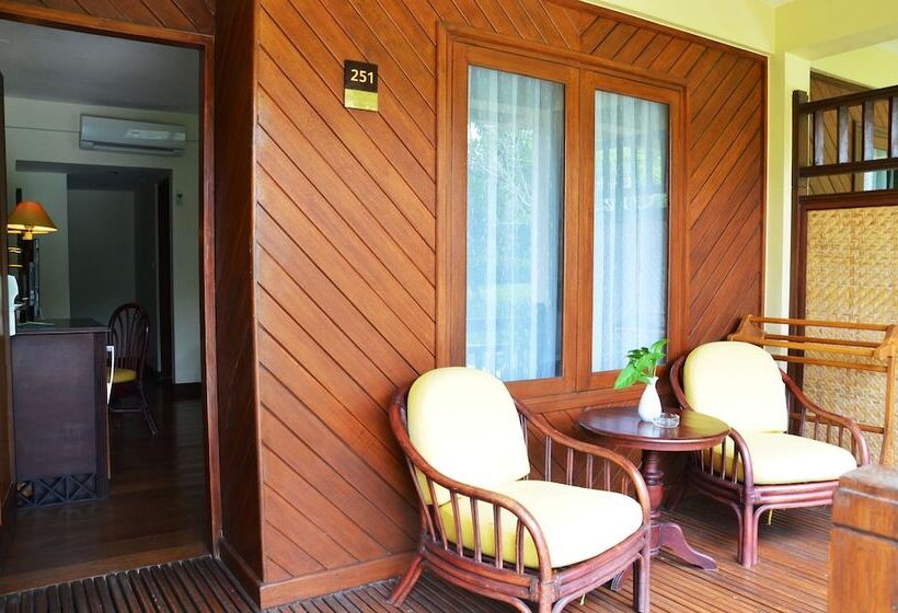 Номер Superior Вид на Сад, Merumatta Senggigi Lombok