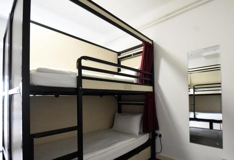 اتاق استاندارد با سرویس بهداشتی مشترک, Kinlay Hostel Eyre Square