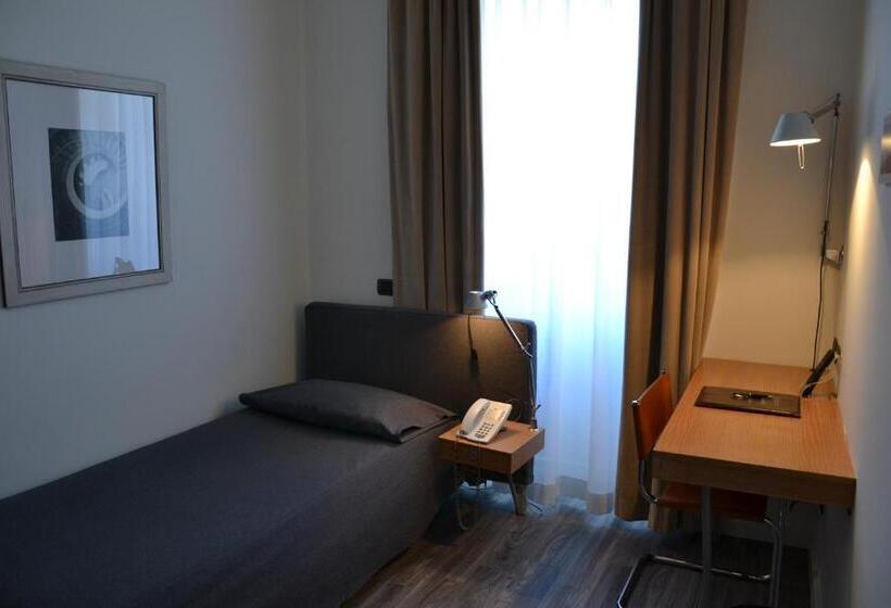 اتاق استاندارد یک نفره, Albergo Alla Posta