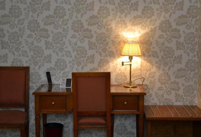 اتاق لوکس, Albergo Alla Posta