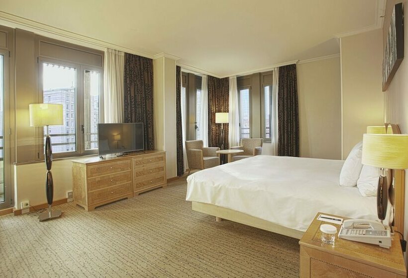 Deluxe Room, Hilton Milan