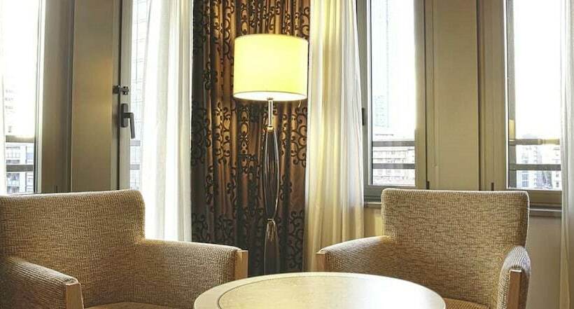 Deluxe Room, Hilton Milan