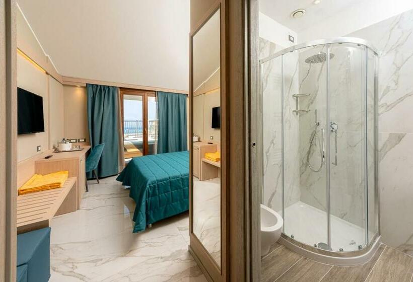 Quarto Estandar Vista Mar, Porto Roca