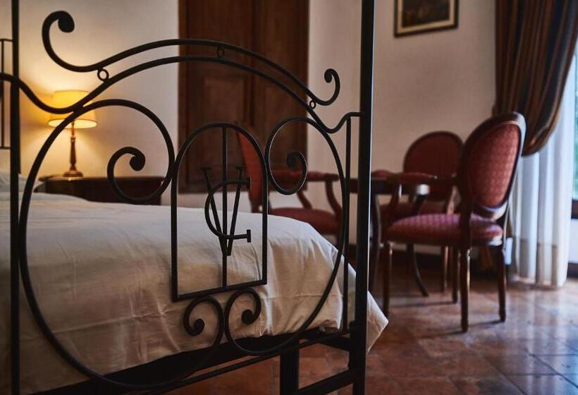 اتاق سوپریور, Villa Ciconia