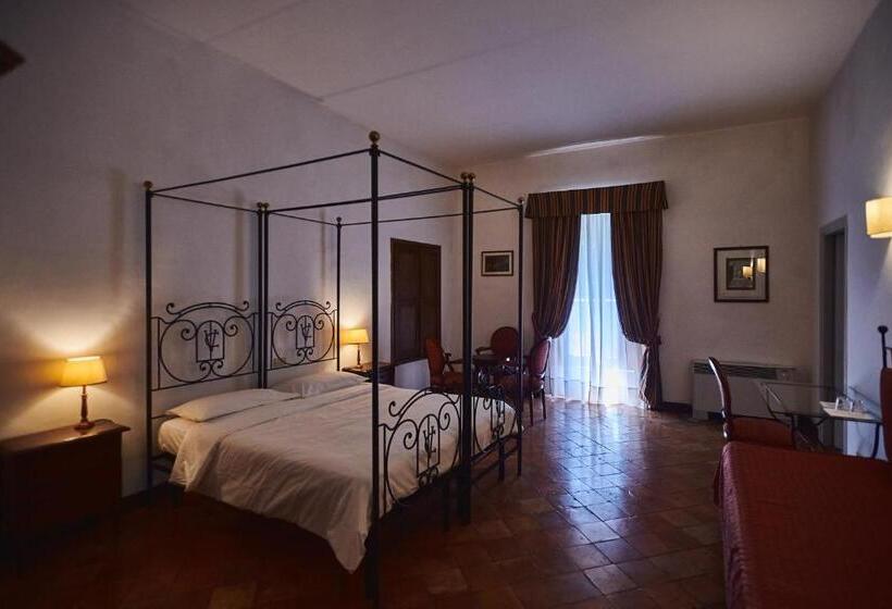 اتاق استاندارد سه نفره, Villa Ciconia