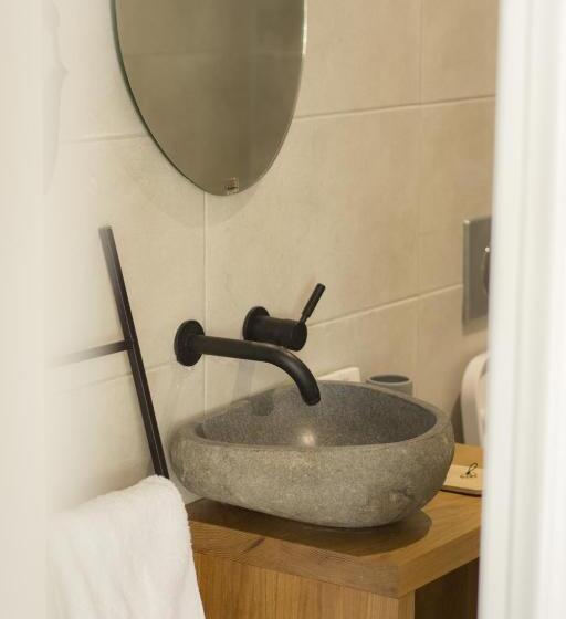 Люкс Повышенной Комфортности, Olive Grove Suites Boutique