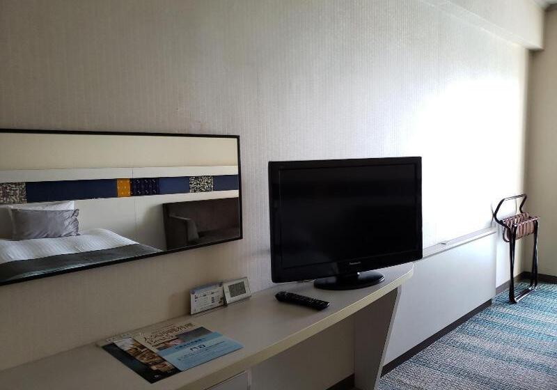 اتاق اجرایی با تخت بزرگ, Loisir Hotel Naha
