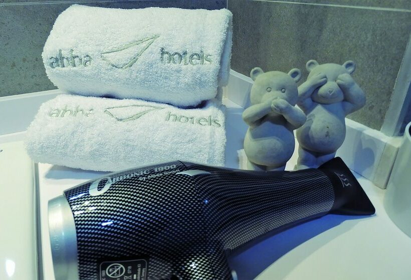 스탠다드 스튜디오 (테라스구비), Bilbao City Center by Abba Suites