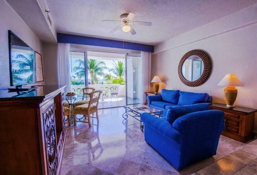 سوییت جونیور لوکس با چشم‌انداز دریا, Barceló Karmina   All Inclusive