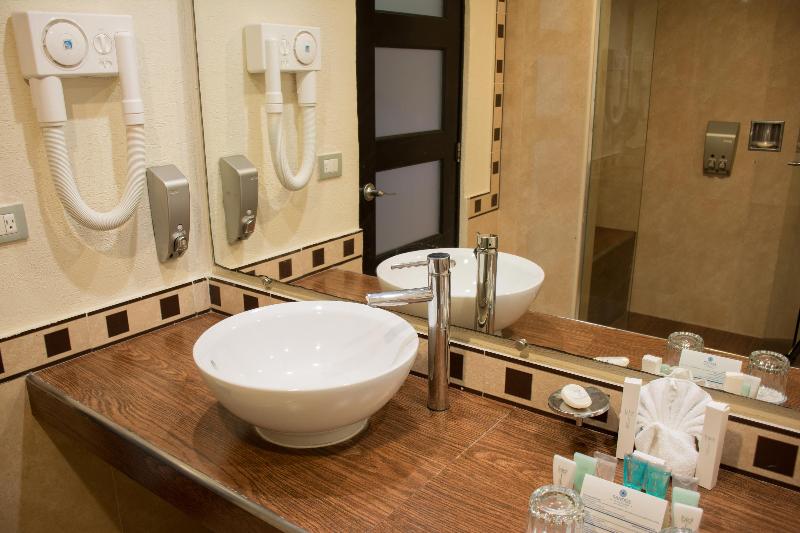Junior Suite, Sandos Playacar  All Inclusive