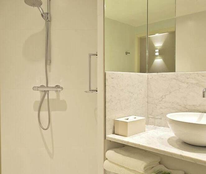 اتاق لوکس, Restaurant Hotel Merlet