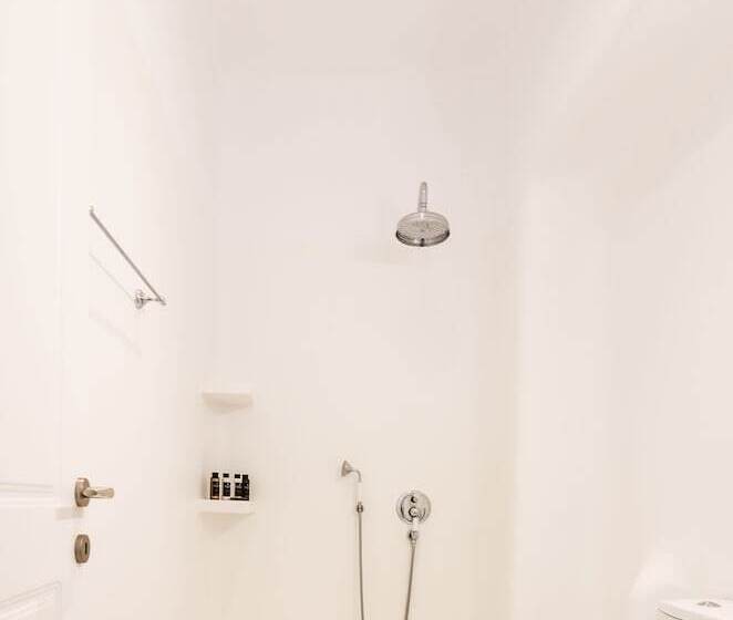 سوییت سوپریور با چشم‌انداز دریا, Eden View Suites & Villas