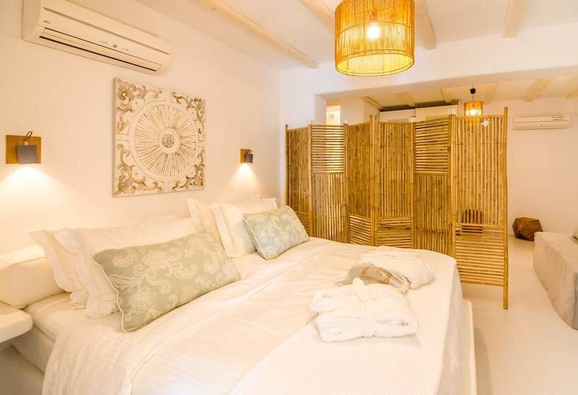 Deluxe Suite Sea View, Eden View Suites & Villas