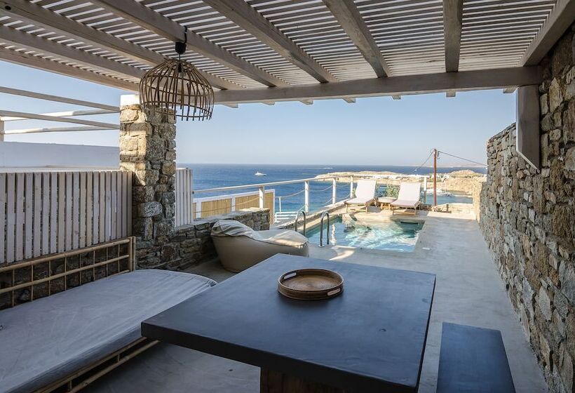 Deluxe Suite Sea View, Eden View Suites & Villas