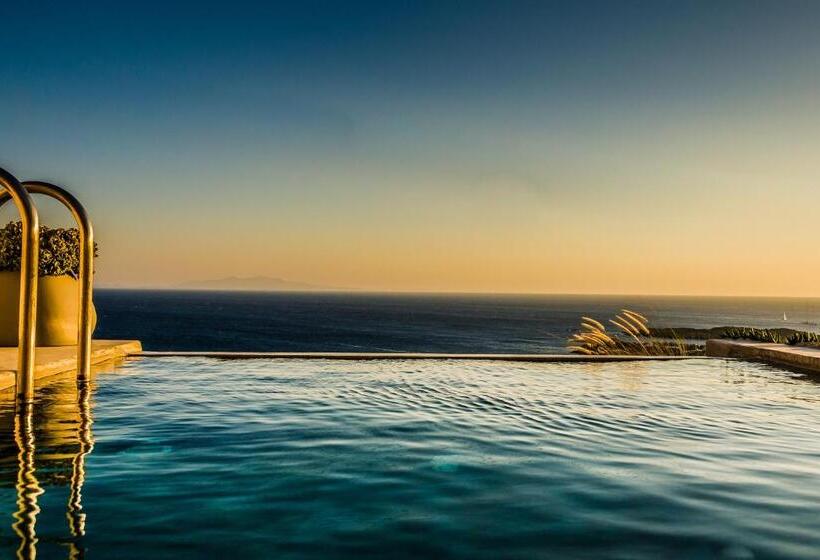 سوییت با چشم‌انداز دریا, Eden View Suites & Villas