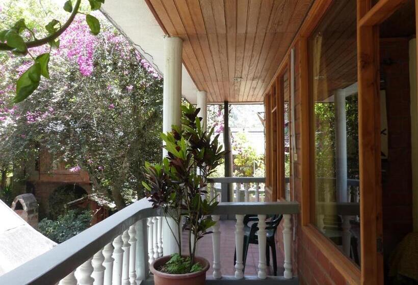 Номер Стандарт с Балконом, Isla De Baños Hosteria Y Spa