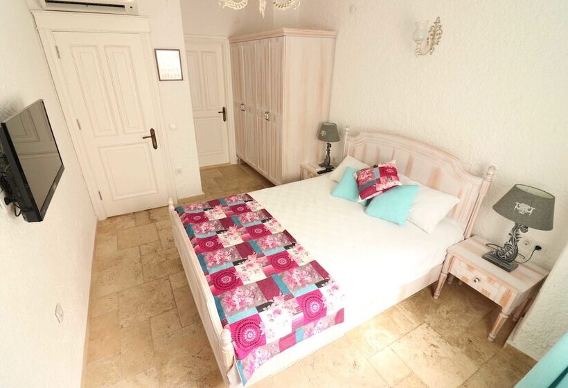 اتاق لوکس, Galya Otel Alacati