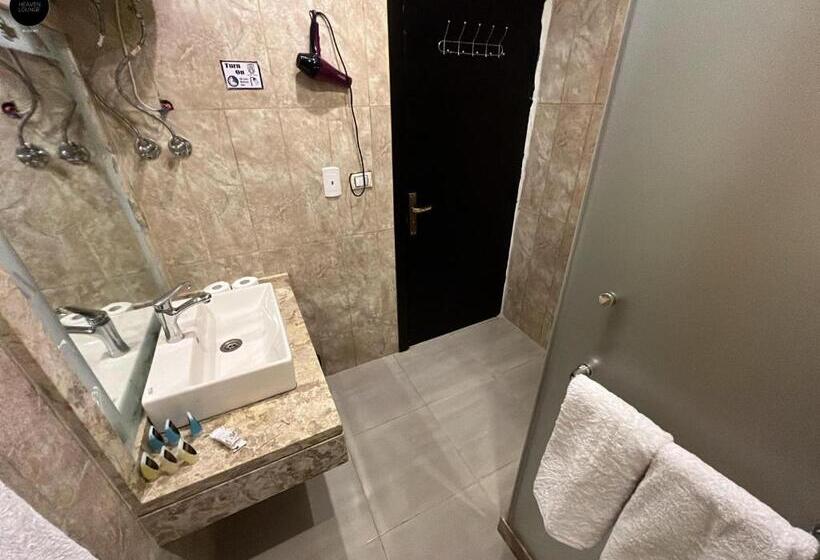 اتاق استاندارد چهارنفره با بالکن, Giza Pyramids View Inn
