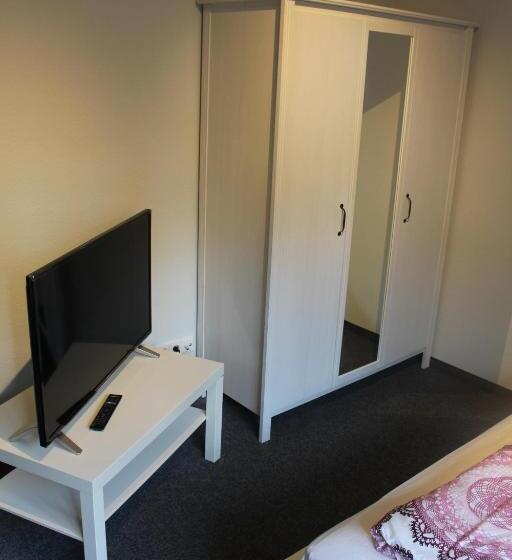 이코노미 룸, Bismarck Hostel öhringen