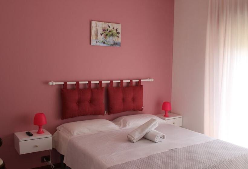 Quarto Estandar com Sacada, Casa Chiarenza