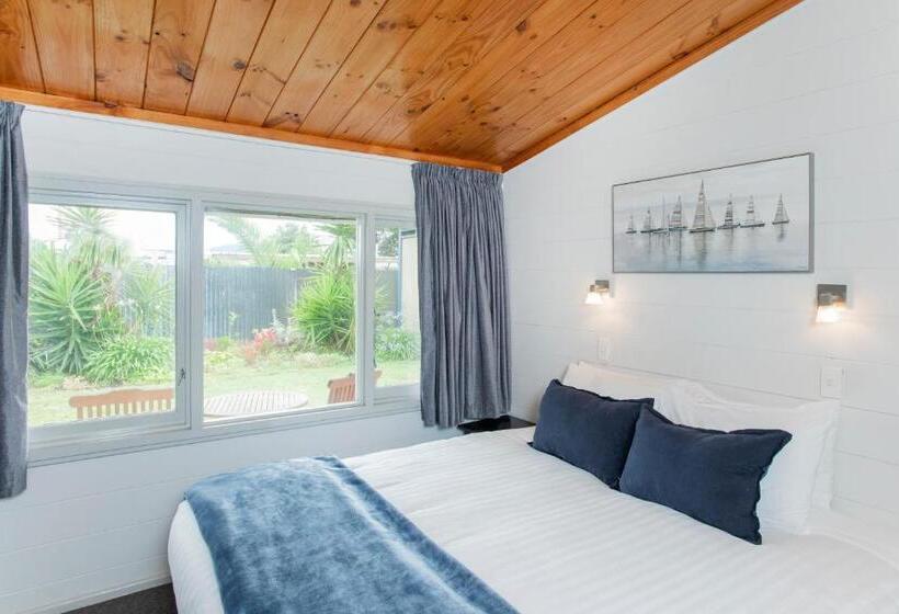 Апартаменты 1 Спальня Вид на Сад, Waikanae Beach Motel