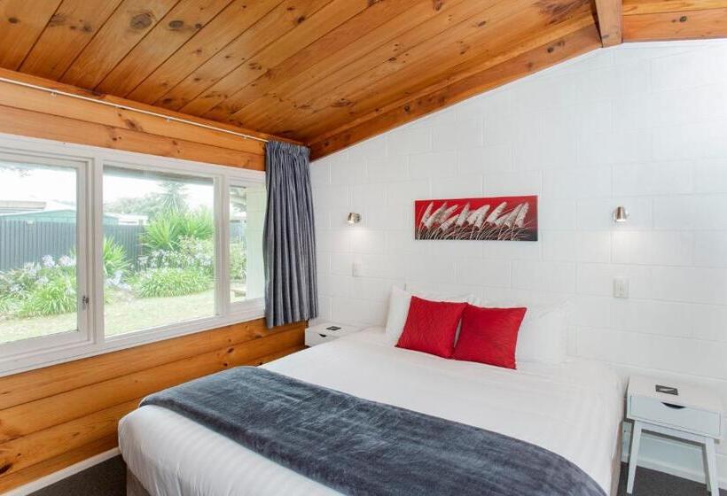 Апартаменты 2 Спальни, Waikanae Beach Motel