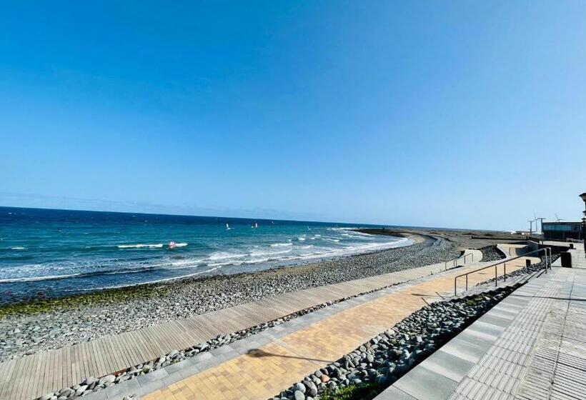 تختخواب در اتاق مشترک, Guesthouse Ca Artù