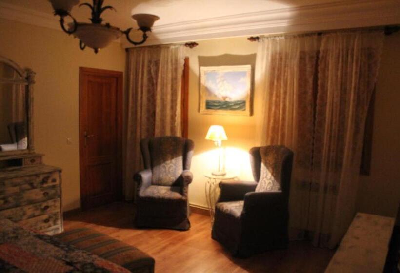수피리어 룸, Hostal Restaurante Fogón De Gredos